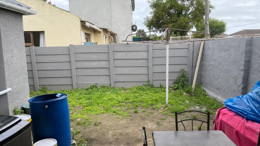 2 Bedroom Property for Sale in Forest Hill Eastern Cape